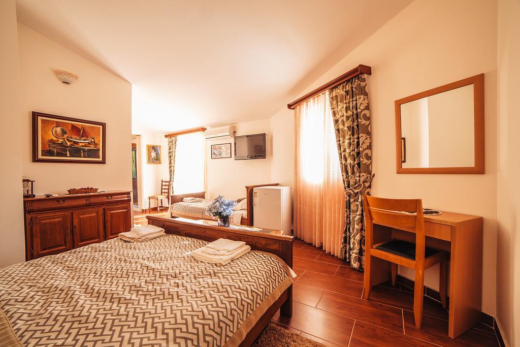 Guest House Sebelj Budva Værelse billede