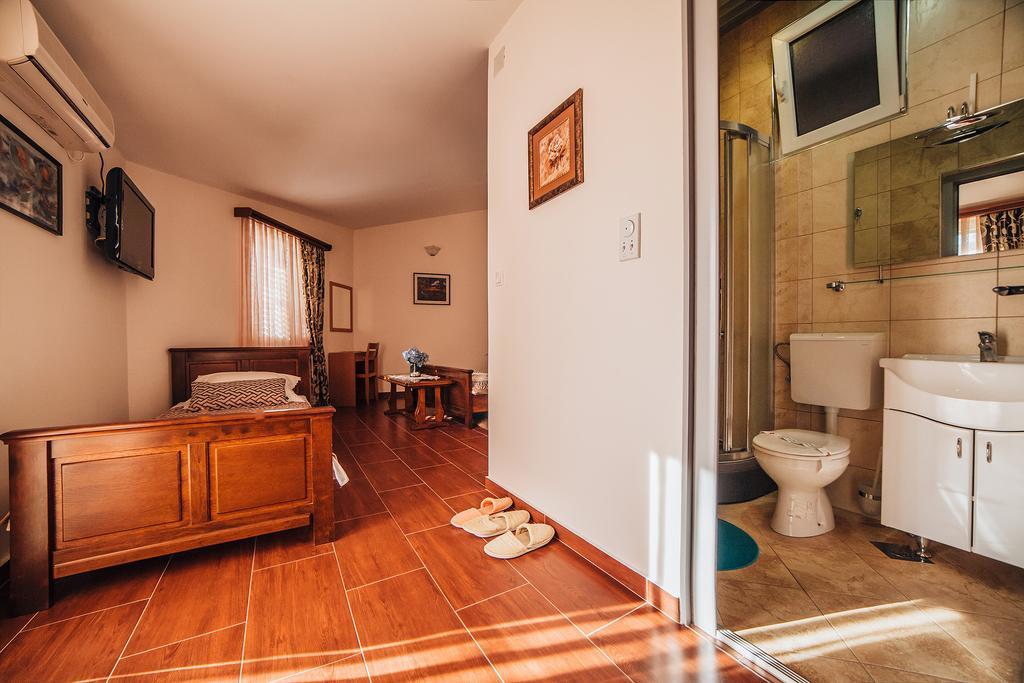 Guest House Sebelj Budva Værelse billede