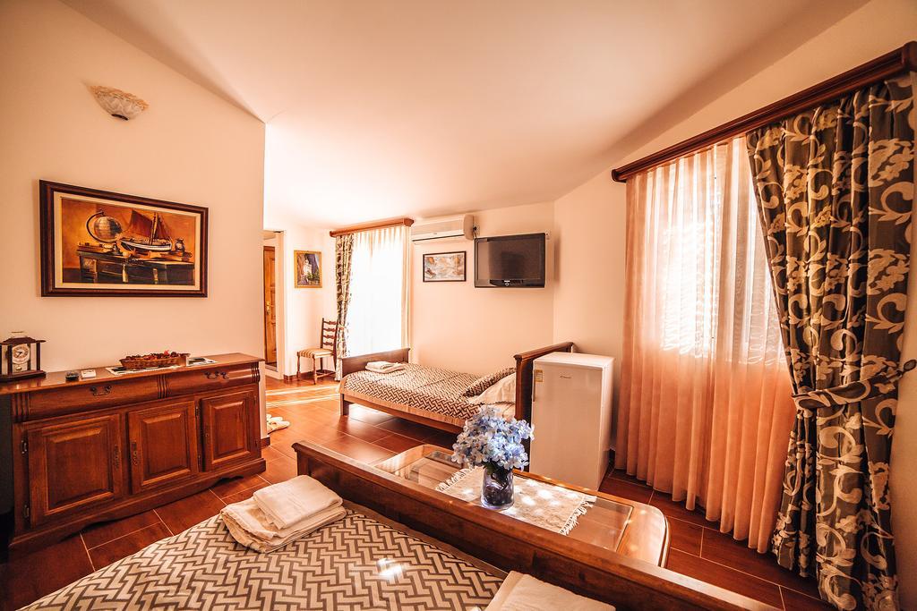 Guest House Sebelj Budva Værelse billede